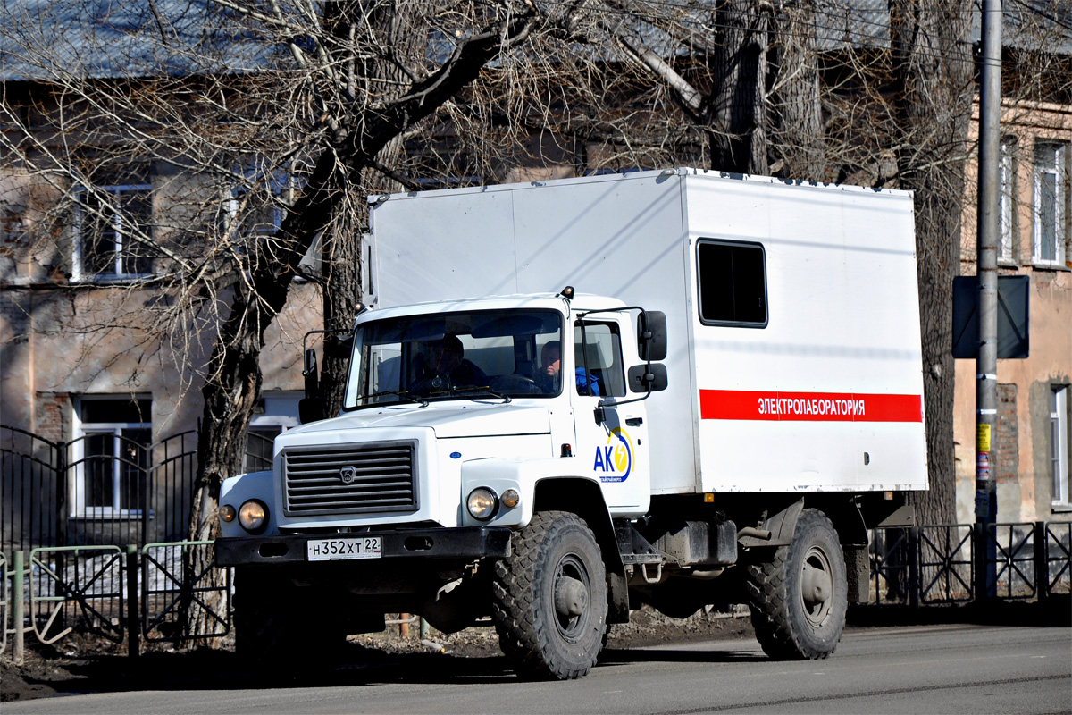 Алтайский край, № Н 352 ХТ 22 — ГАЗ-33088 «Садко»