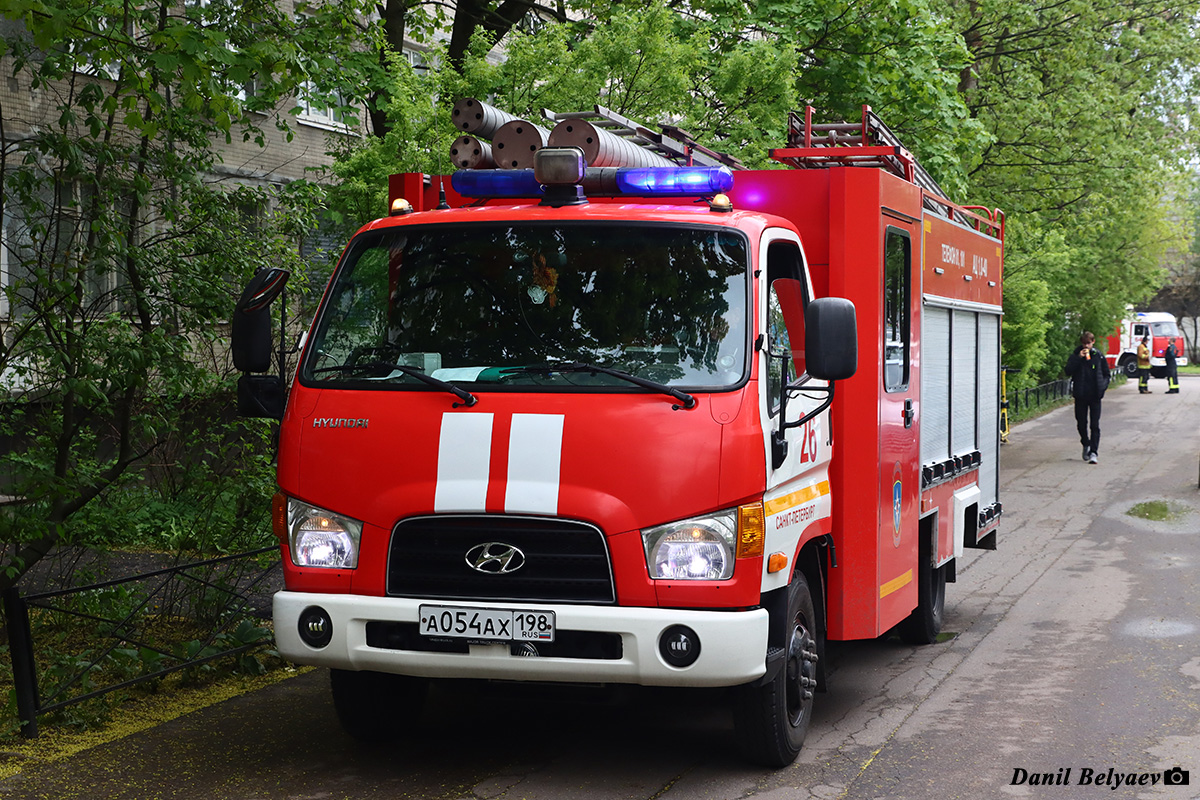 Санкт-Петербург, № А 054 АХ 198 — Hyundai HD78 ('2004)
