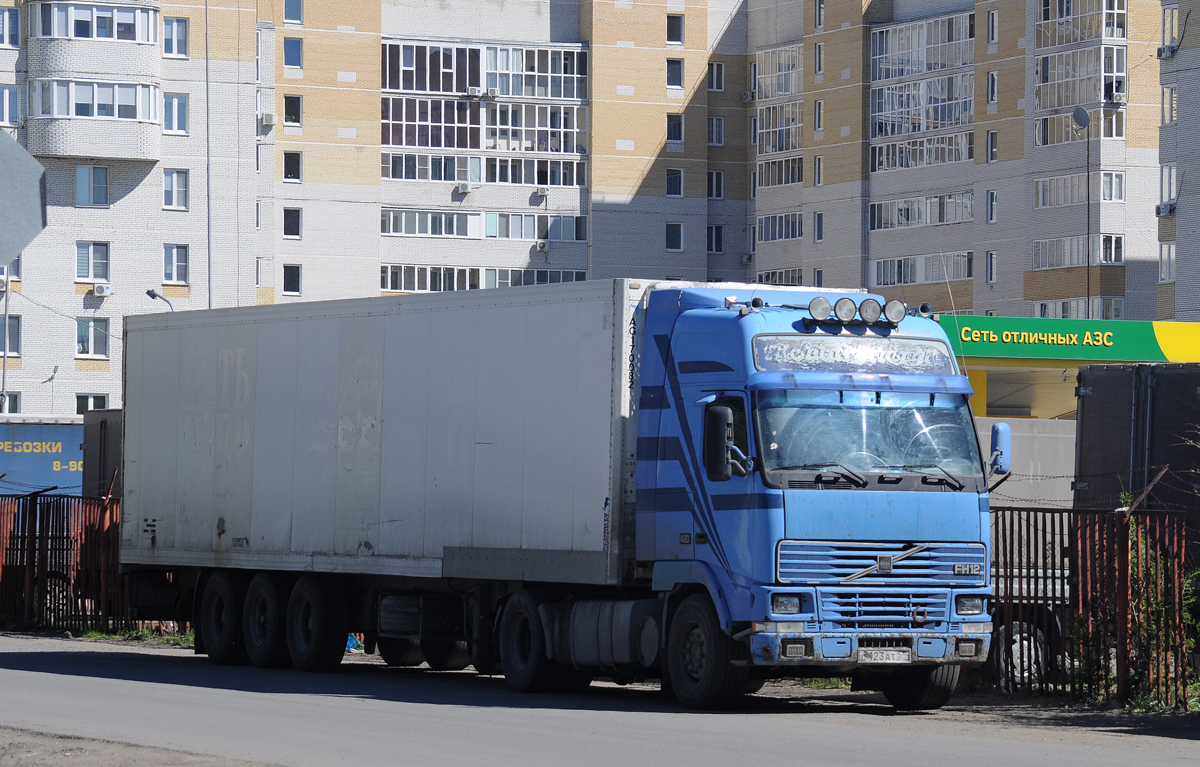 Омская область, № С 123 АТ 55 — Volvo ('1993) FH12.460