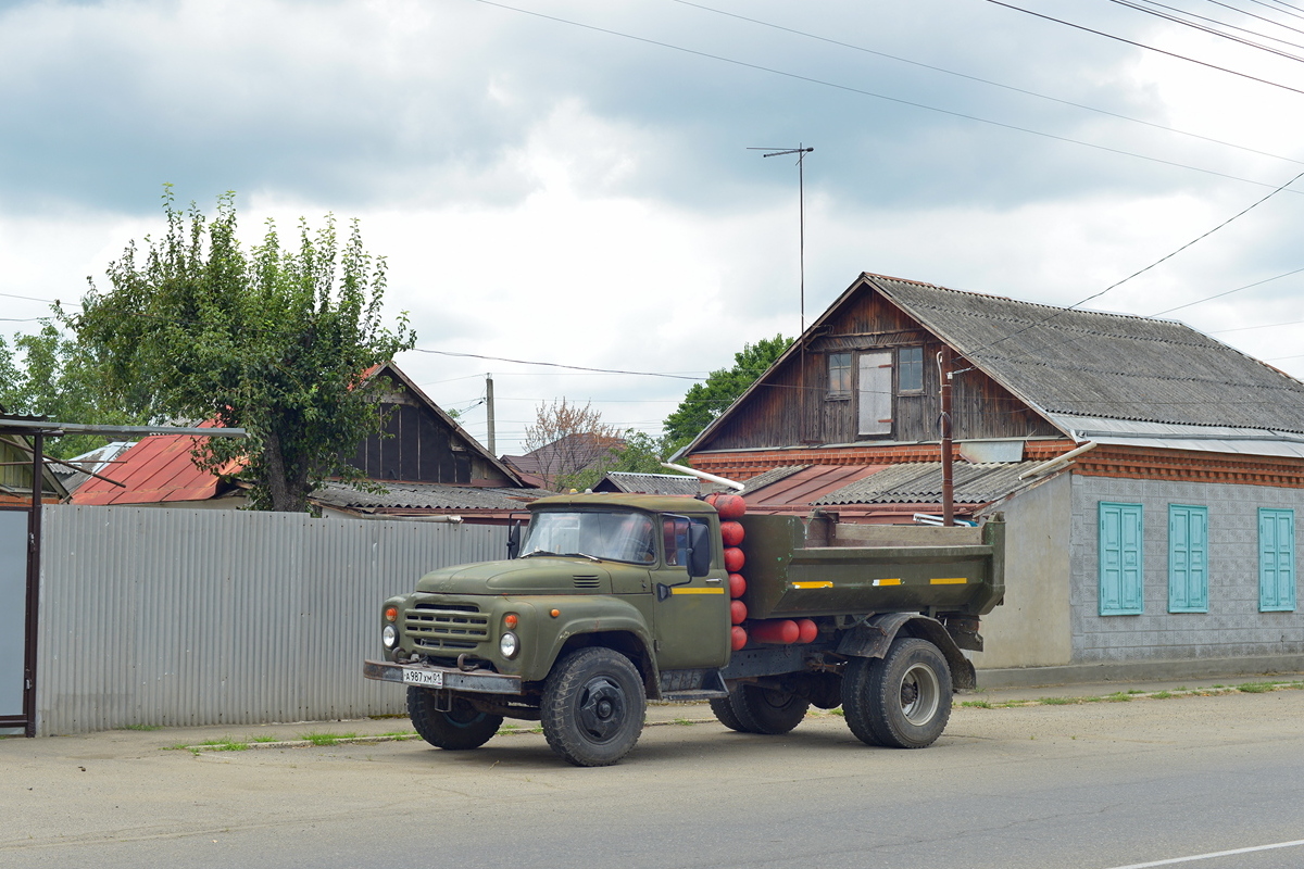 Адыгея, № А 987 ХМ 01 — ЗИЛ-495710