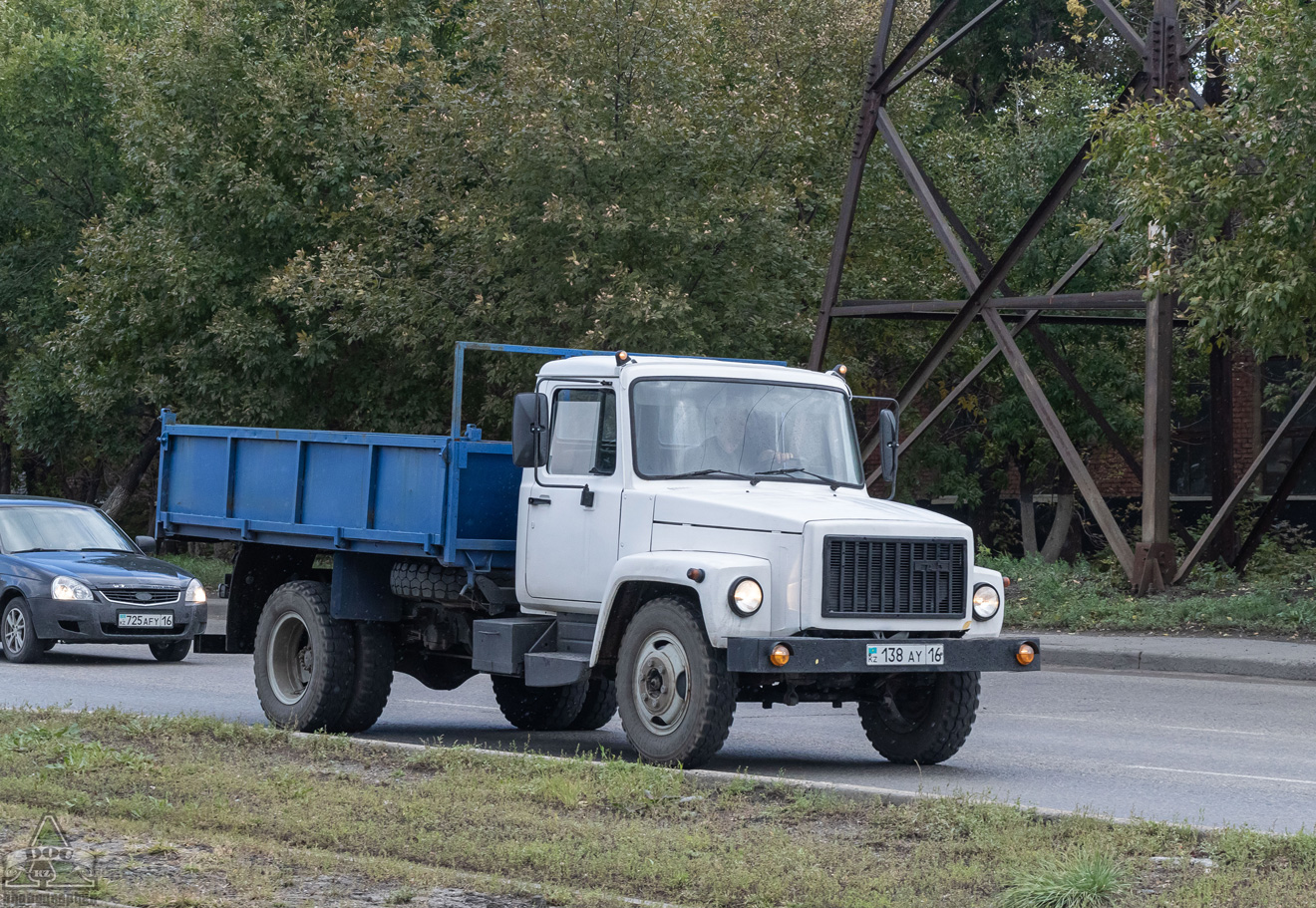 Восточно-Казахстанская область, № 138 AY 16 — ГАЗ-3309