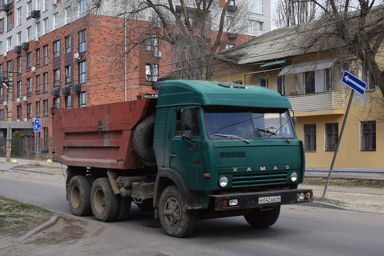 Волгоградская область, № Н 042 АВ 34 — КамАЗ-5410