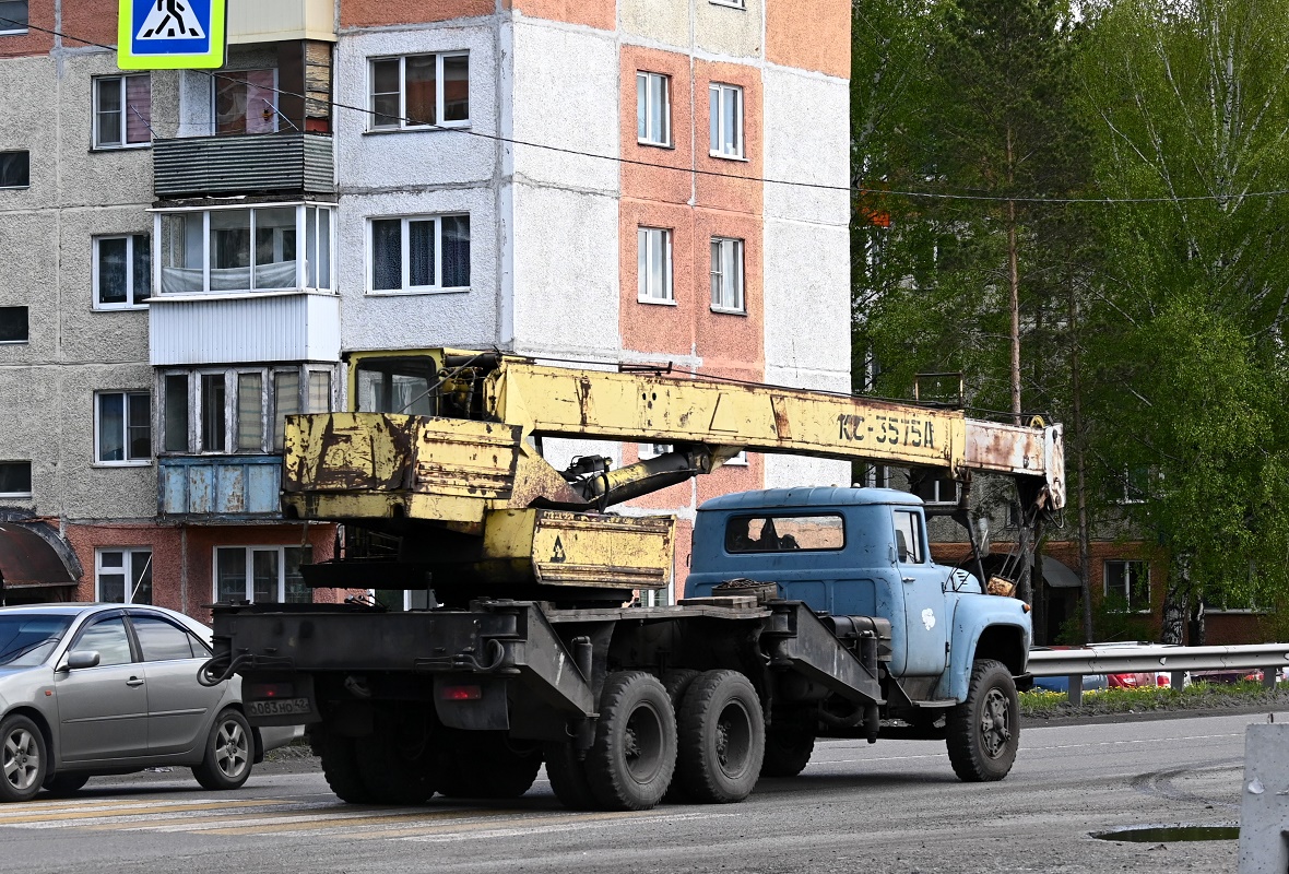 Кемеровская область, № О 083 НО 42 — ЗИЛ-133ГЯ