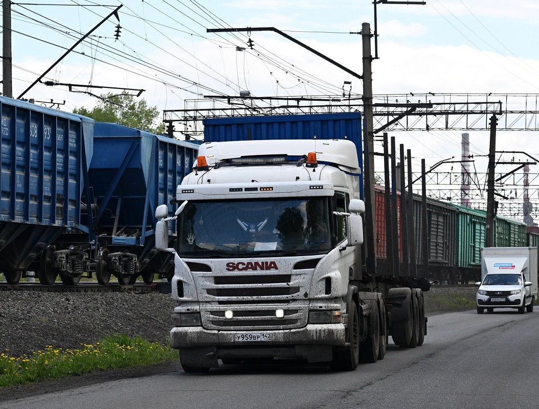 Кемеровская область, № У 959 ВР 142 — Scania ('2011) P400