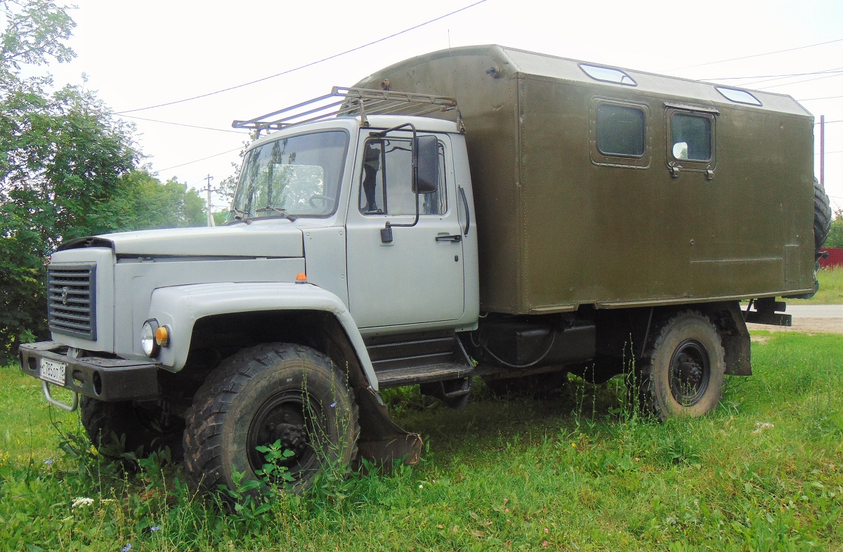 Удмуртия, № С 785 ОТ 18 — ГАЗ-3308 «Садко»
