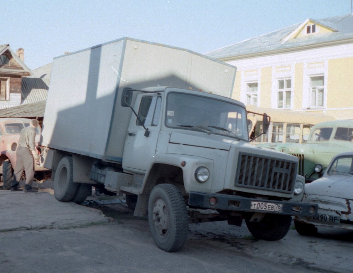 Ярославская область, № Т 005 ЕВ 76 — ГАЗ-4301