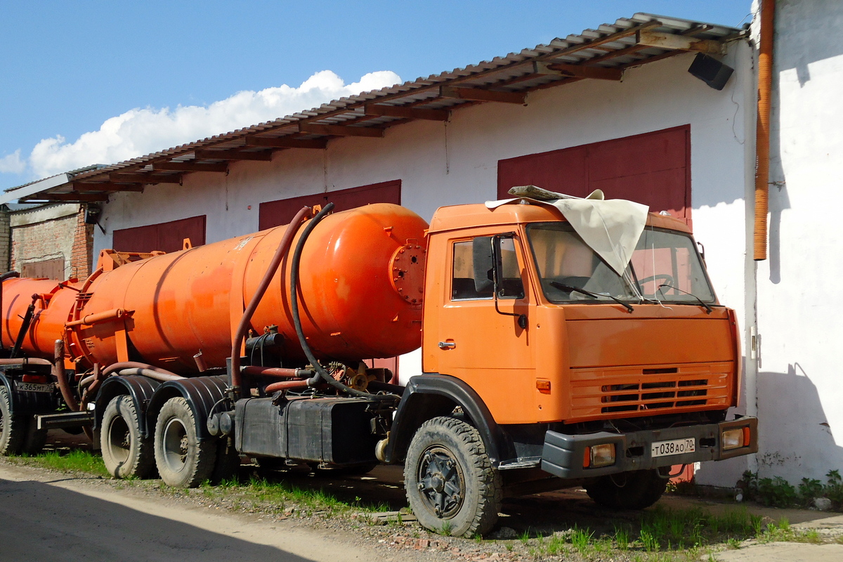 Томская область, № Т 038 АО 70 — КамАЗ-53228-02 [53228C]