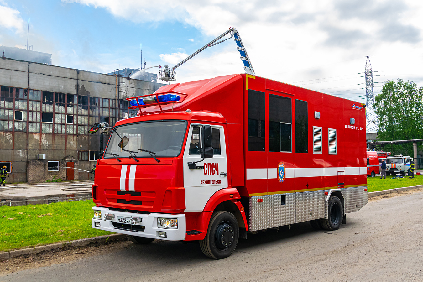 Архангельская область, № М 322 ВР 29 — КамАЗ-4308-C4(25)