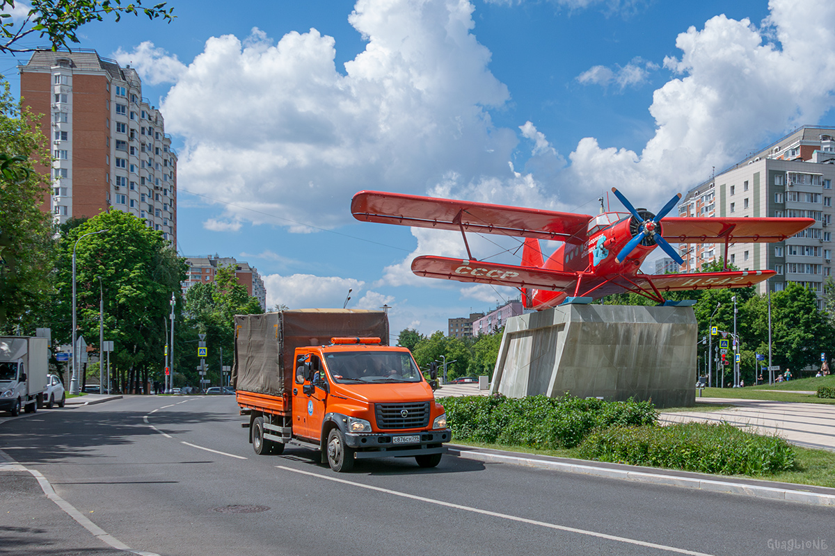 Москва, № С 876 СУ 799 — ГАЗ-C42R33