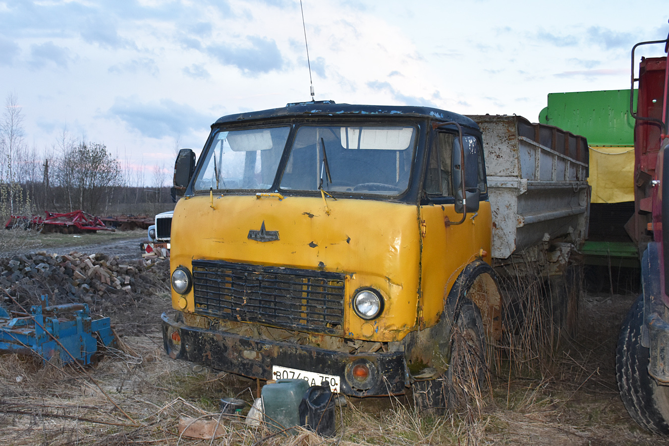 Рязанская область, № В 074 ВА 750 — МАЗ-5549