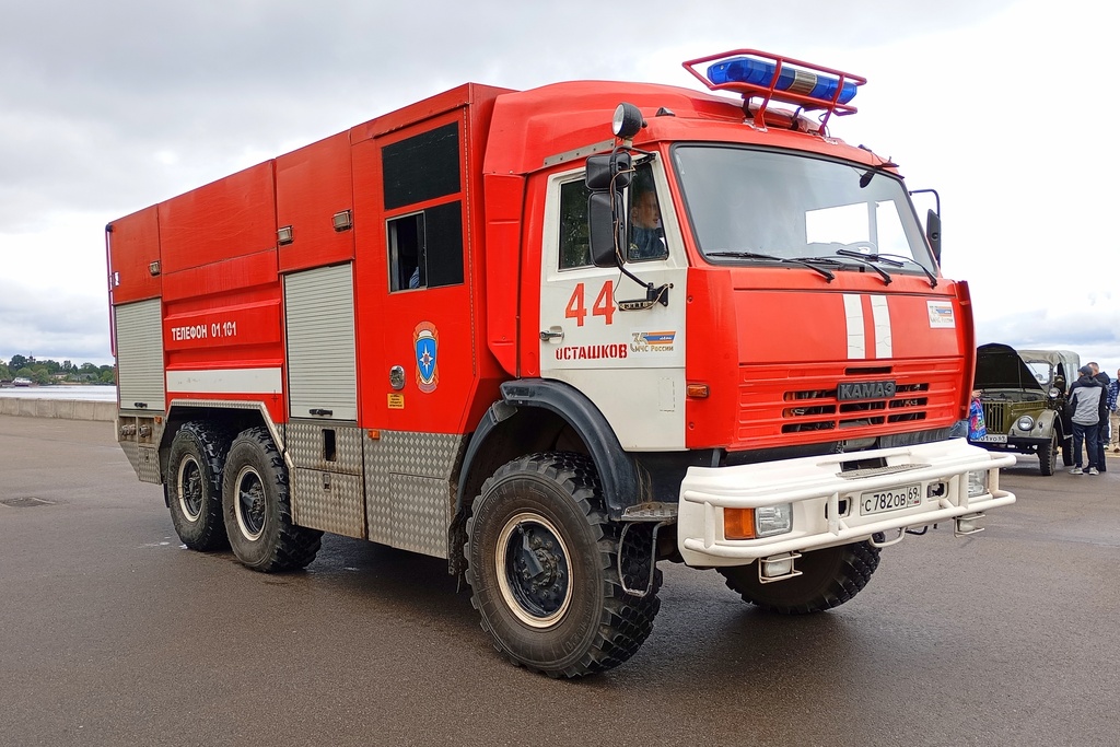 Тверская область, № С 782 ОВ 69 — КамАЗ-43118-10 [43118K]