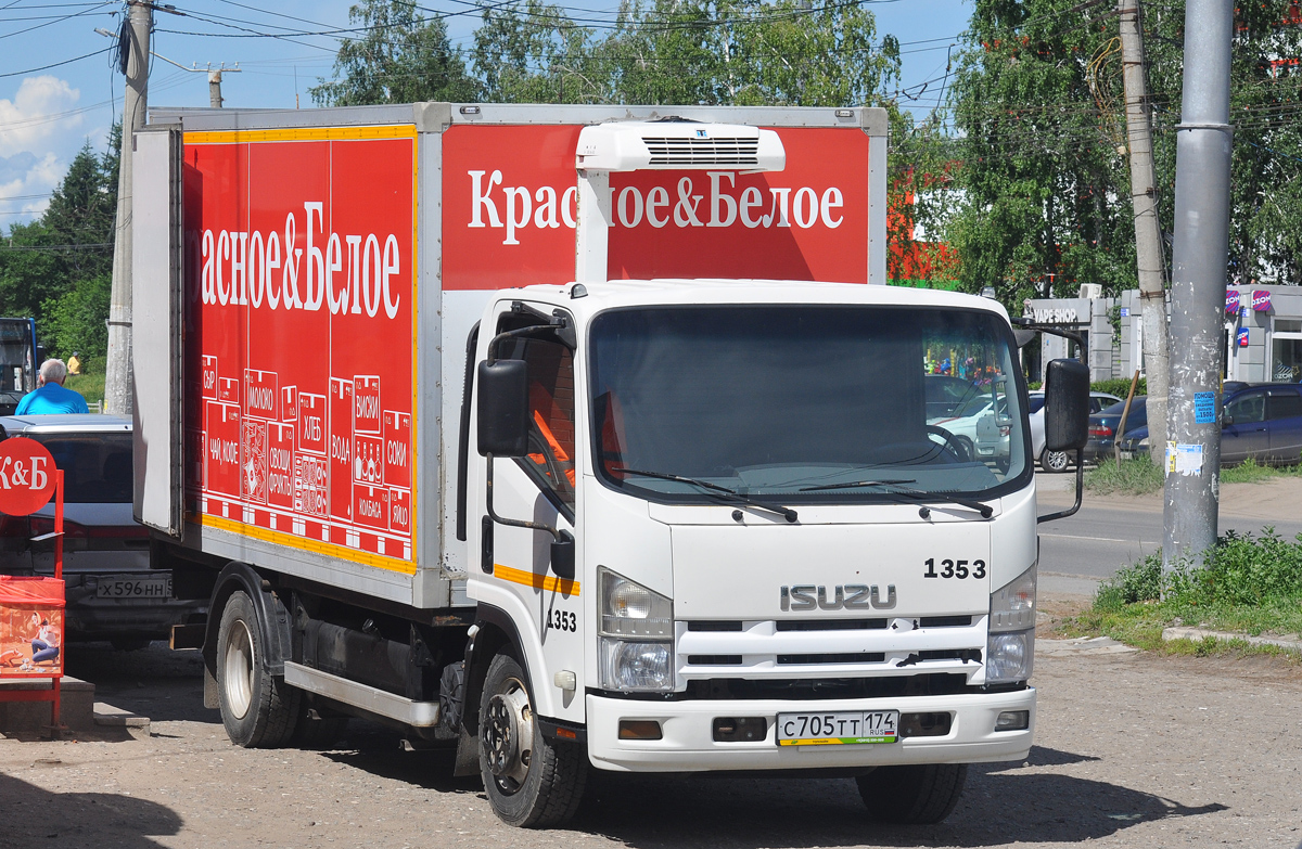 Омская область, № 1353 — Isuzu NQR75 [Z7X]