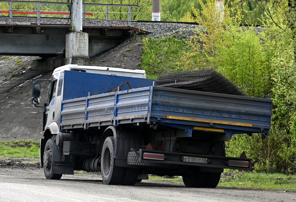 Кемеровская область, № О 518 ХТ 42 — Ford Cargo ('2003) 1830
