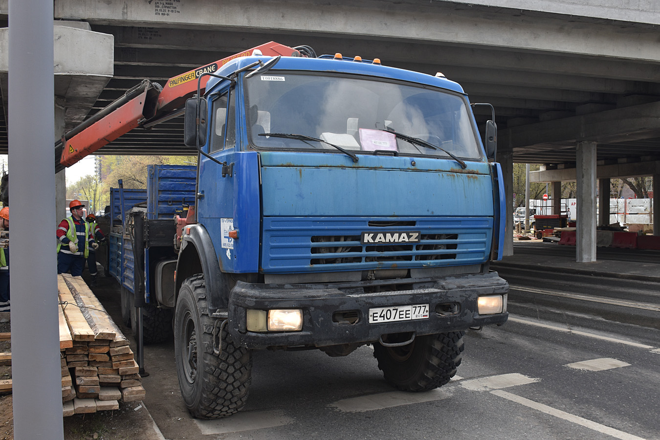 Москва, № Е 407 ЕЕ 777 — КамАЗ-43114-15 [43114R]