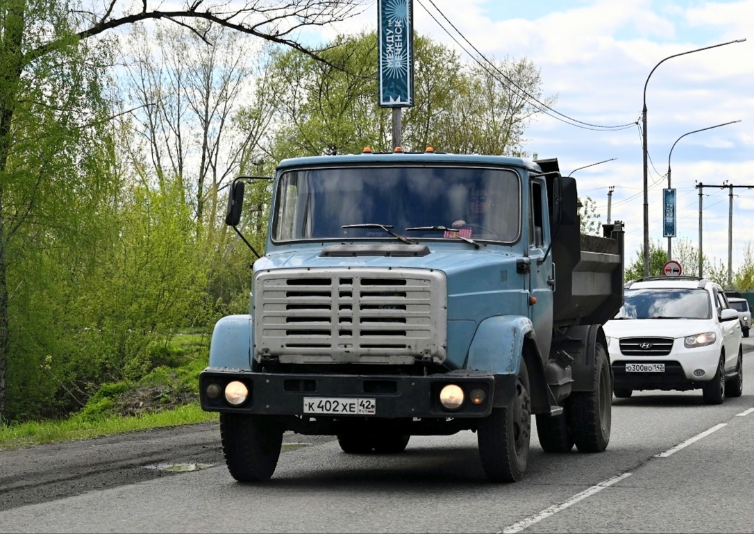 Кемеровская область, № К 402 ХЕ 42 — ЗИЛ-494560