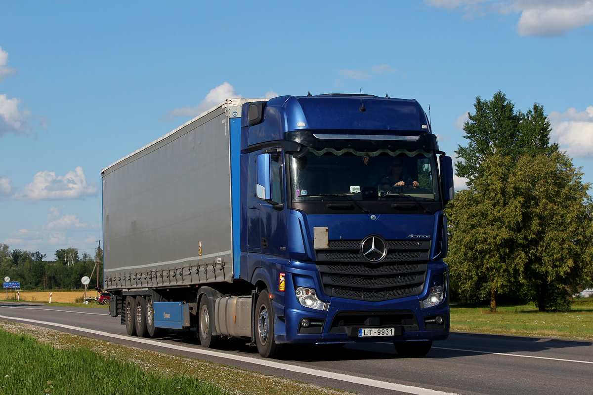 Латвия, № LT-9931 — Mercedes-Benz Actros ('2011) 1848