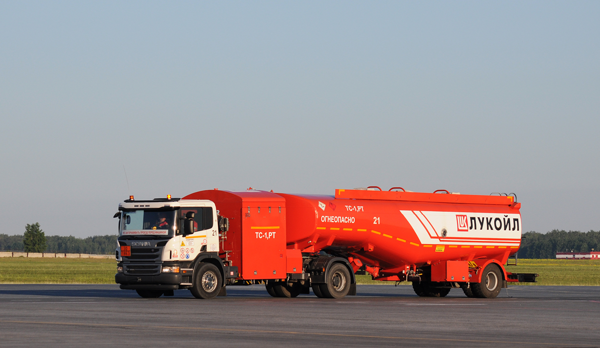 Тюменская область, № 21 — Scania ('2004) P360