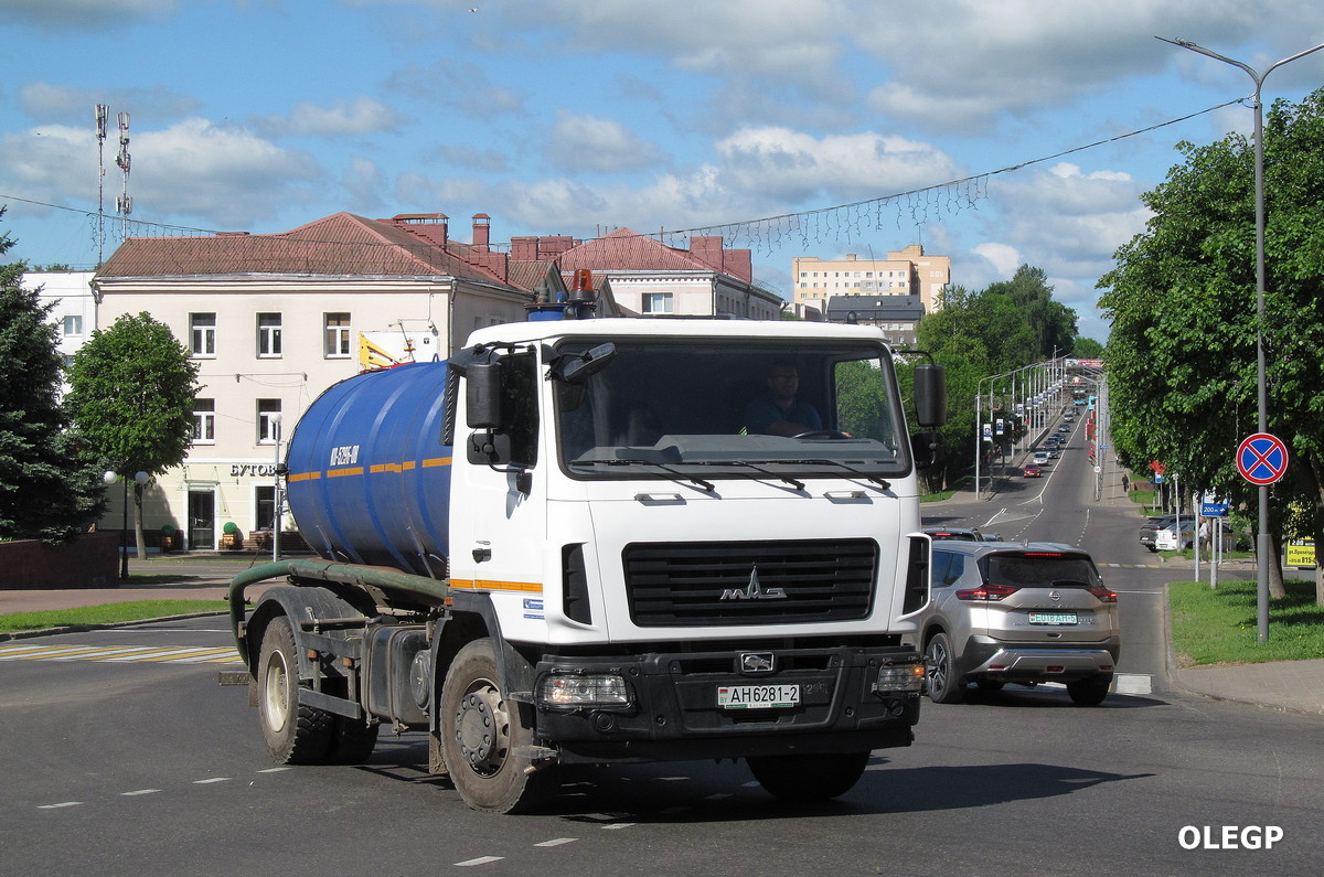 Витебская область, № АН 6281-2 — МАЗ-534025
