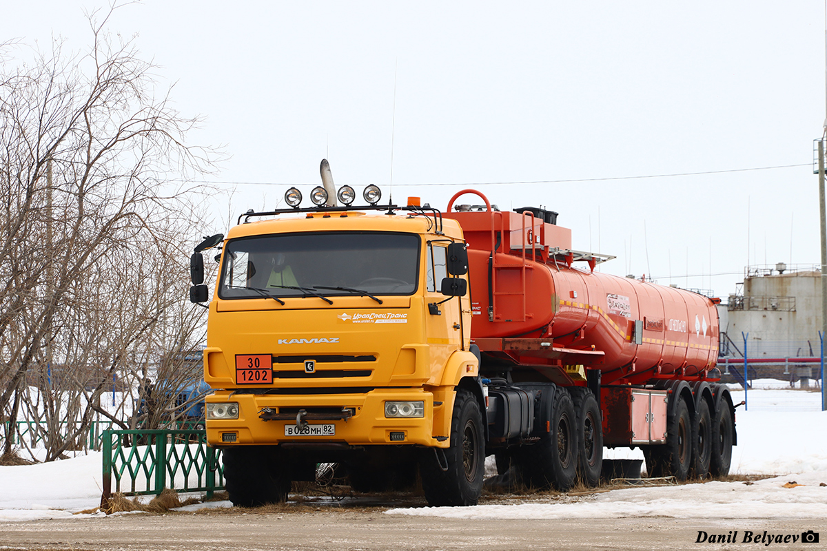Ненецкий автономный округ, № В 028 МН 82 — КамАЗ-53504-46