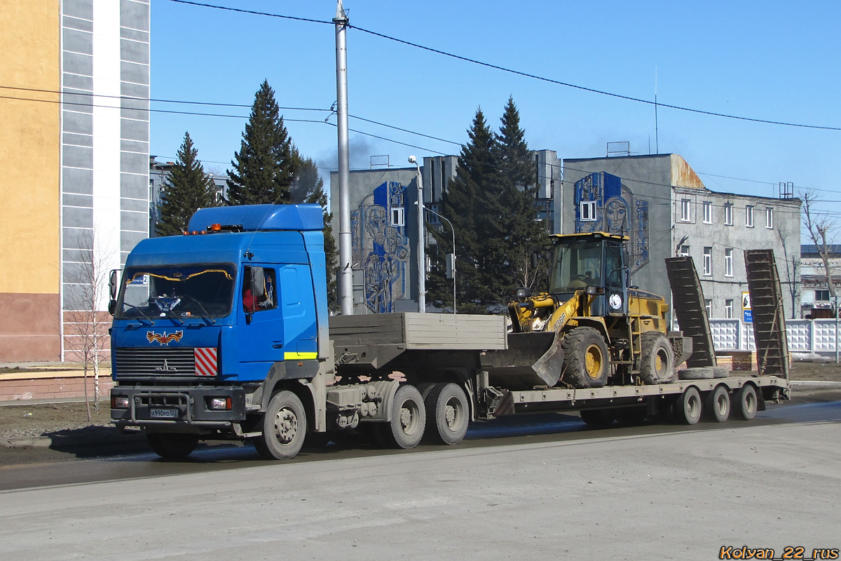 Алтайский край, № А 990 РО 122 — МАЗ-6430A8