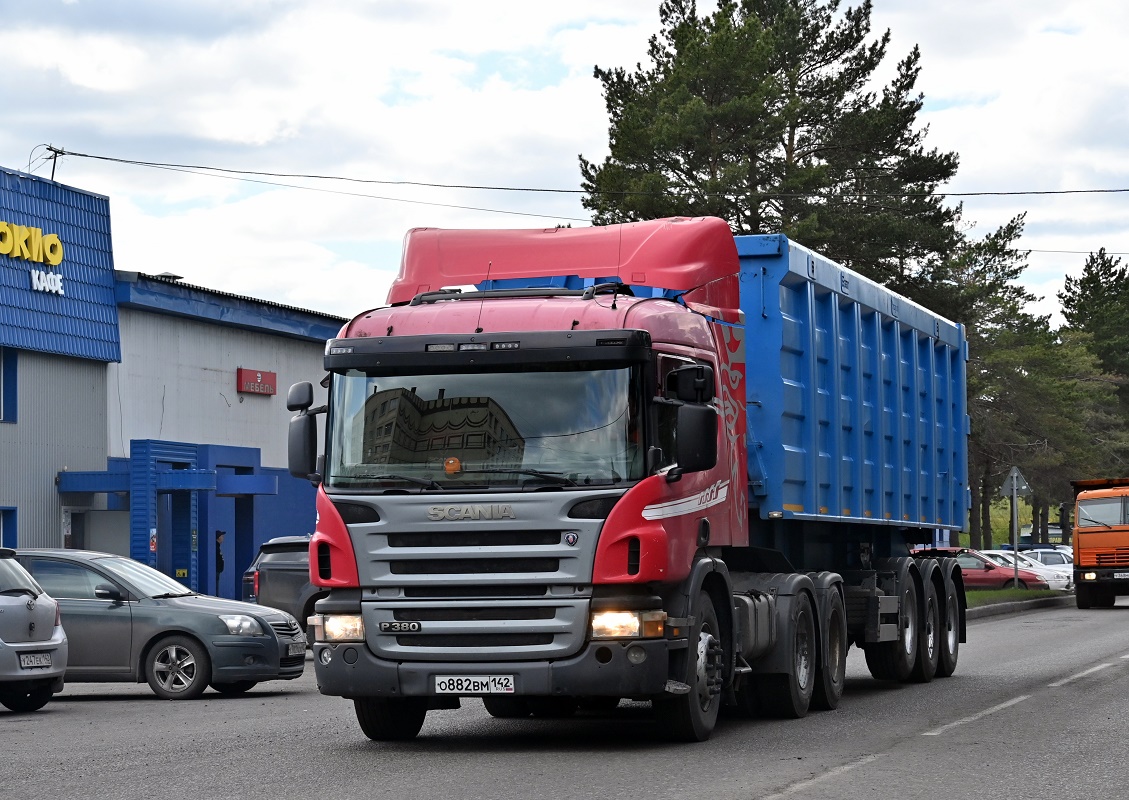 Кемеровская область, № О 882 ВМ 142 — Scania ('2004) P380