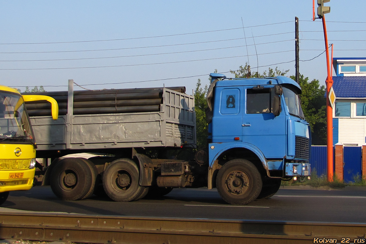 Алтайский край, № А 618 РС 22 — МАЗ-64229