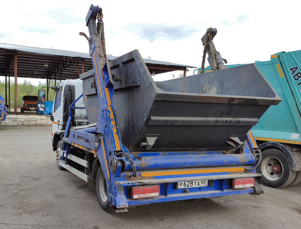 Псковская область, № Р 628 ТА 60 — Dongfeng Captain C(общая модель)