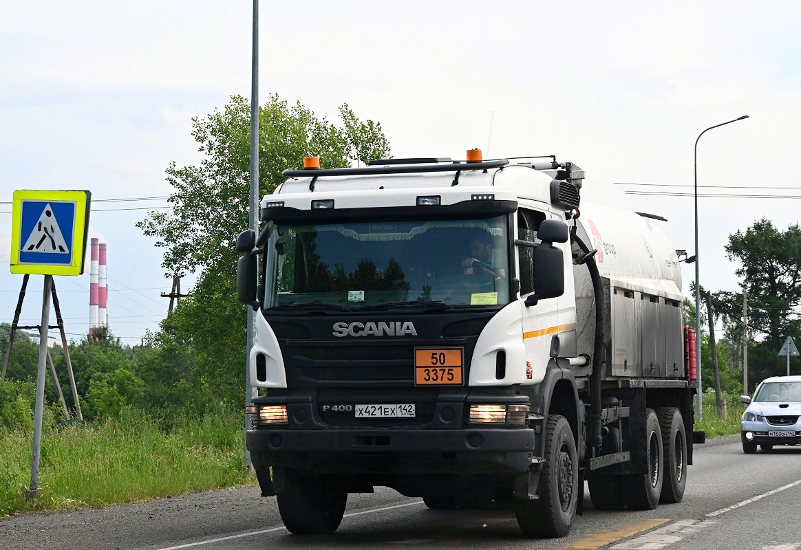 Кемеровская область, № Х 421 ЕХ 142 — Scania ('2011) P400