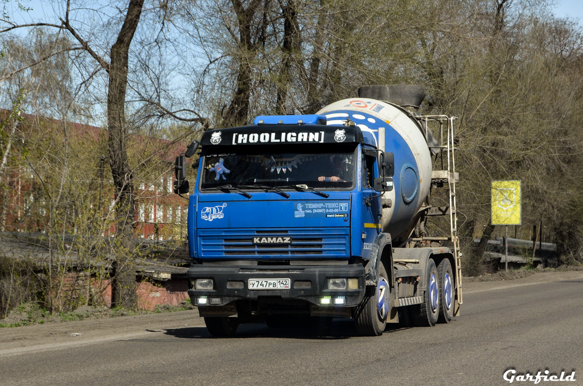 Кемеровская область, № У 747 РВ 142 — КамАЗ-65115-D3(97)
