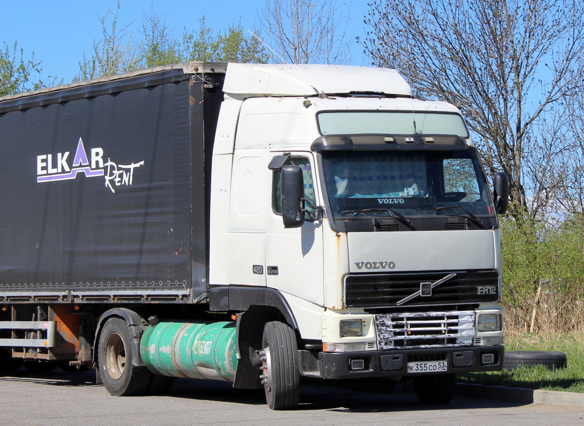 Новгородская область, № К 355 СО 53 — Volvo ('1993) FH12.420