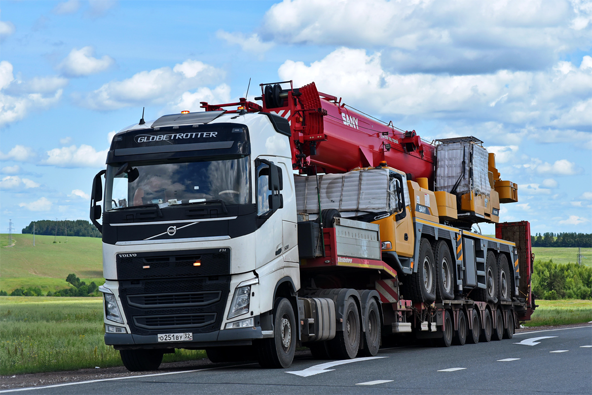 Брянская область, № О 251 ВУ 32 — Volvo ('2012) FH.500