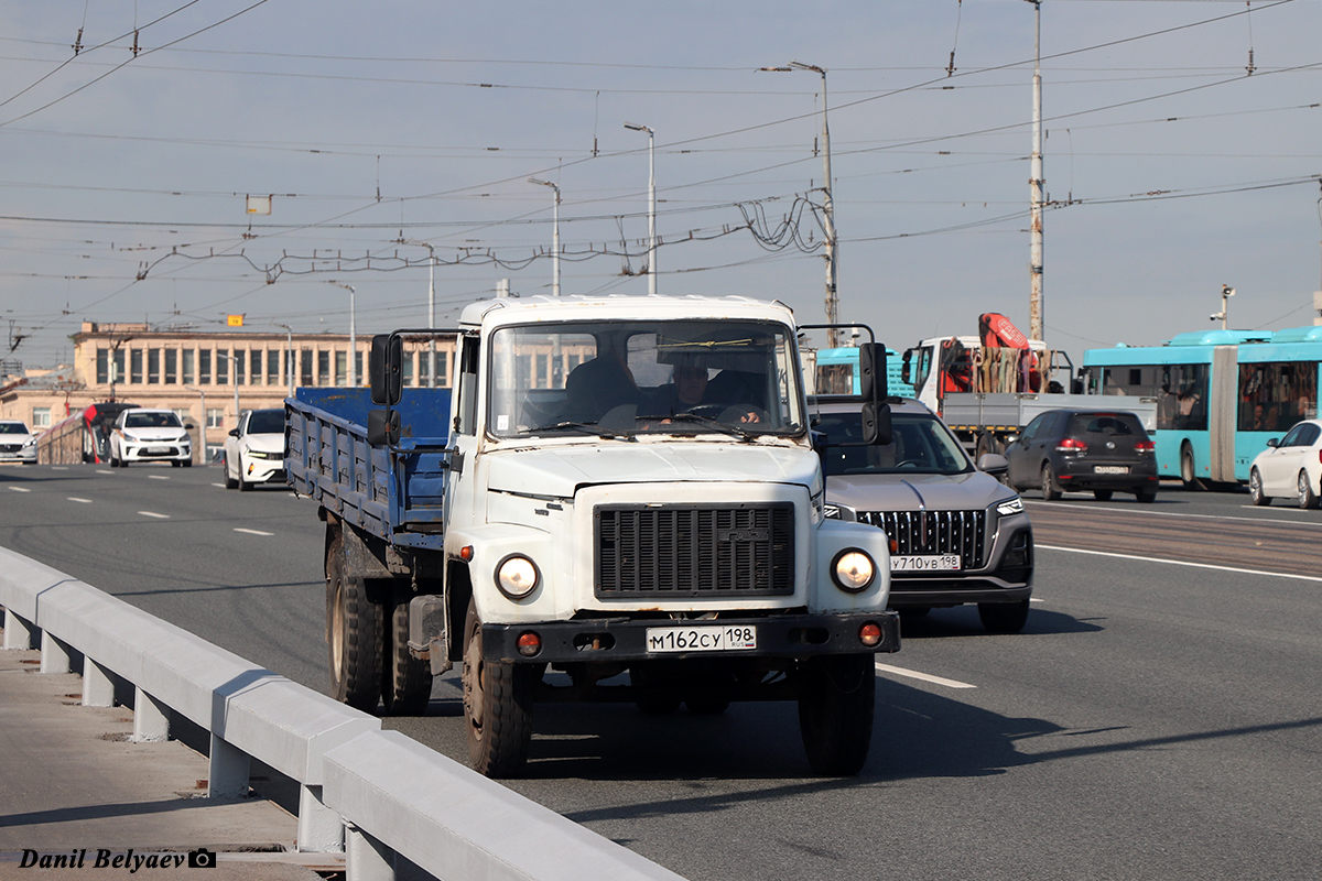 Санкт-Петербург, № М 162 СУ 198 — ГАЗ-3309