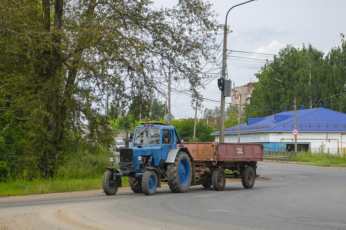Удмуртия, № 0305 УА 18 — МТЗ-80
