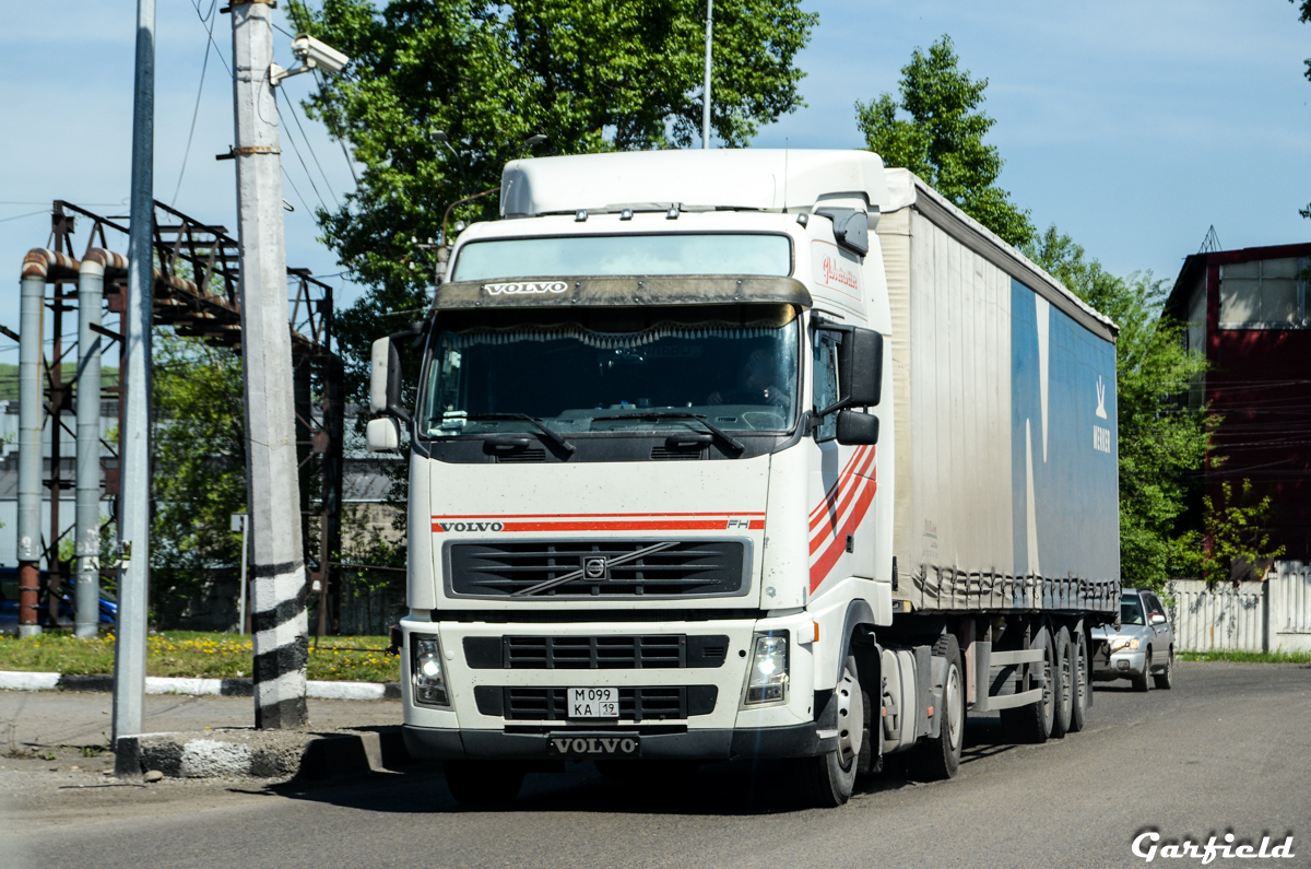 Хакасия, № М 099 КА 19 — Volvo ('2002) FH12.440