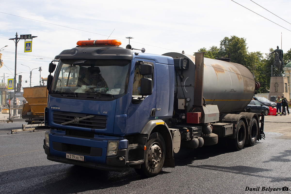 Санкт-Петербург, № В 319 ХЕ 98 — Volvo ('2013) FE