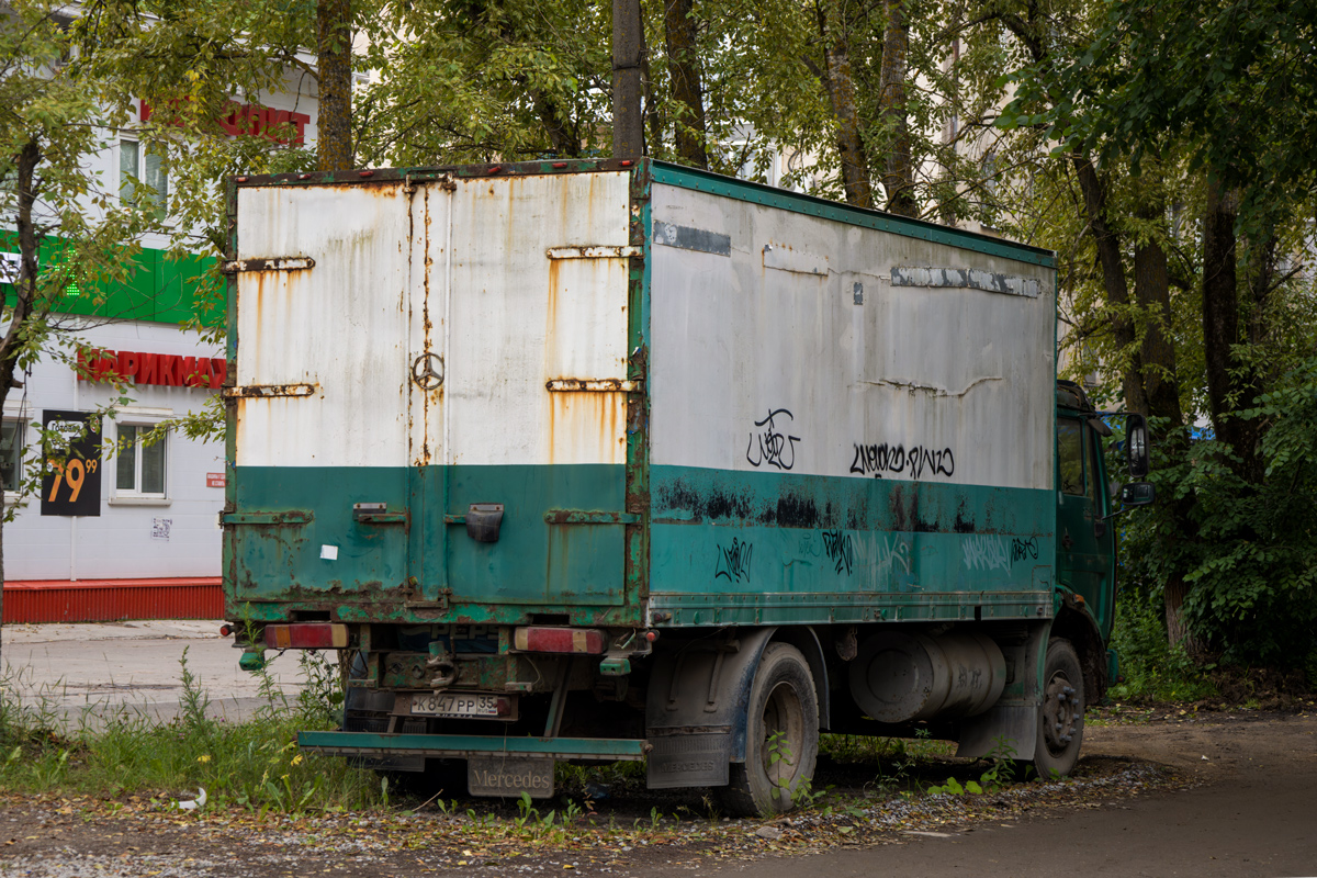 Вологодская область, № К 847 РР 35 — Mercedes-Benz NG 2228