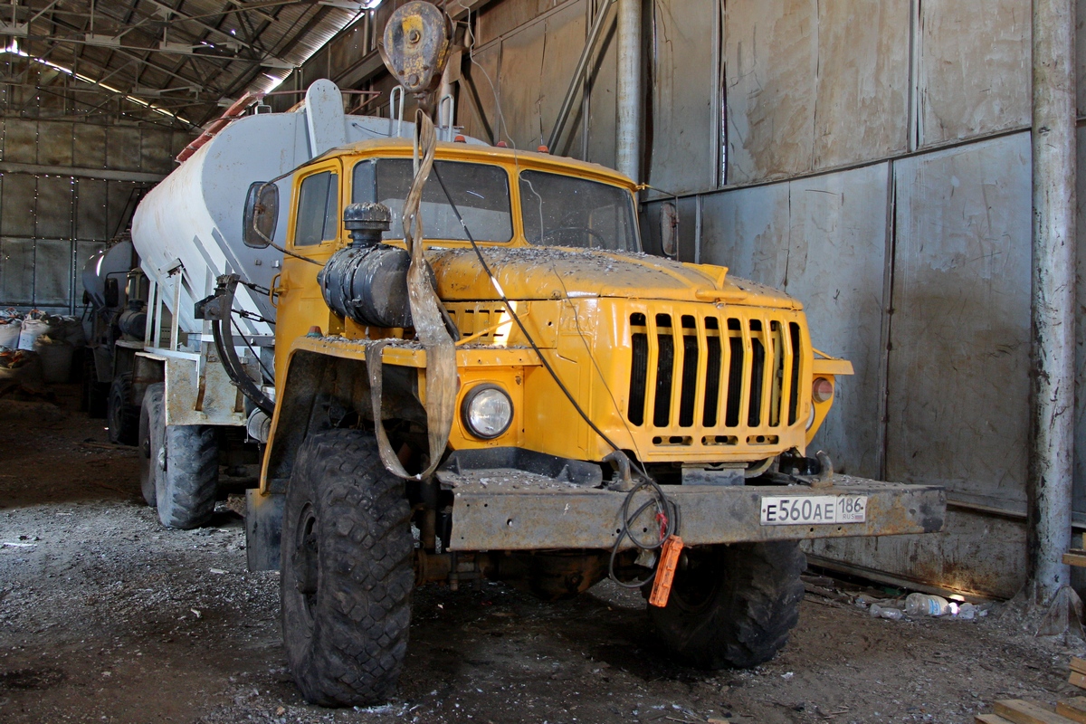 Томская область, № Е 560 АЕ 186 — Урал-4320-30
