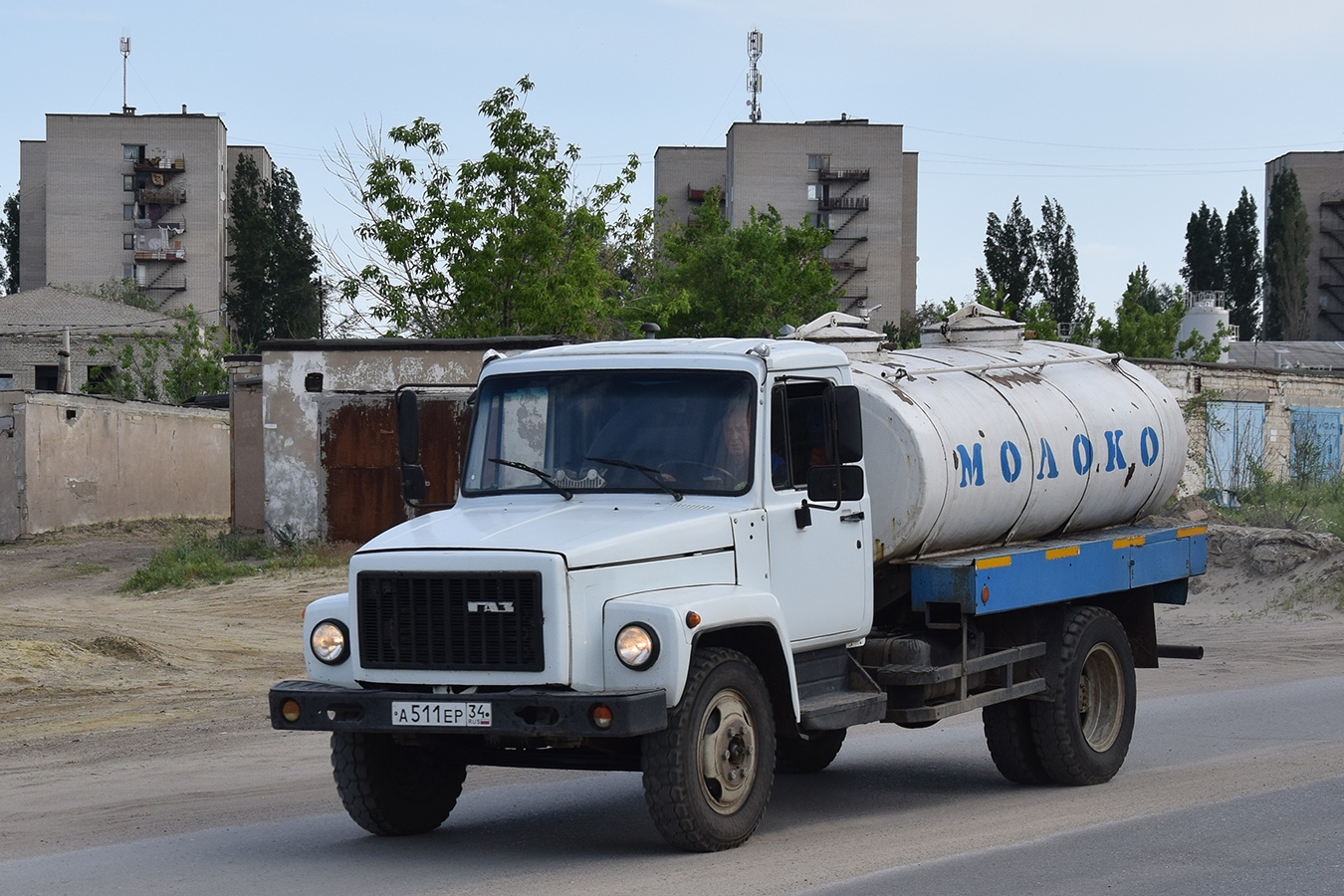 Волгоградская область, № А 511 ЕР 34 — ГАЗ-3309