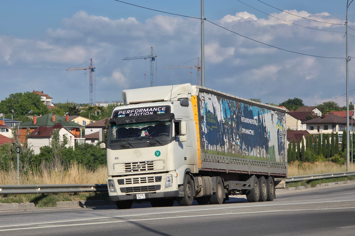 Коми, № Е 536 АЕ 11 — Volvo ('2002) FH12.440