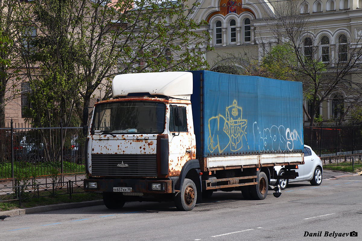 Санкт-Петербург, № Н 657 КК 98 — МАЗ-437041