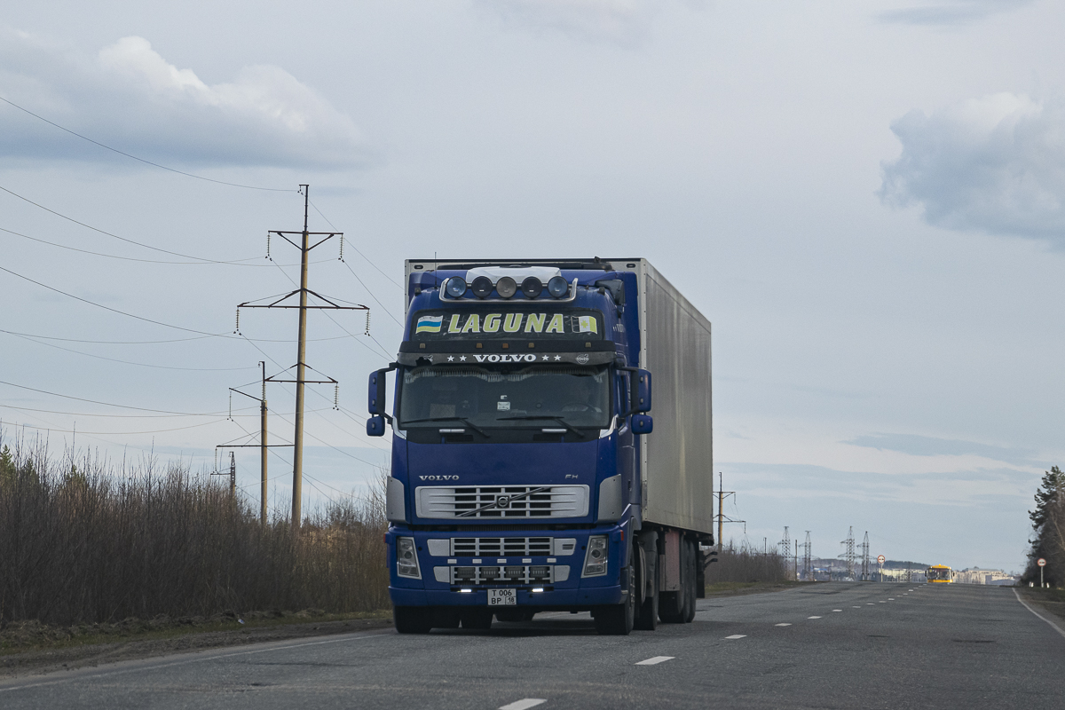 Удмуртия, № Т 006 ВР 18 — Volvo ('2002) FM.440 [X9P]