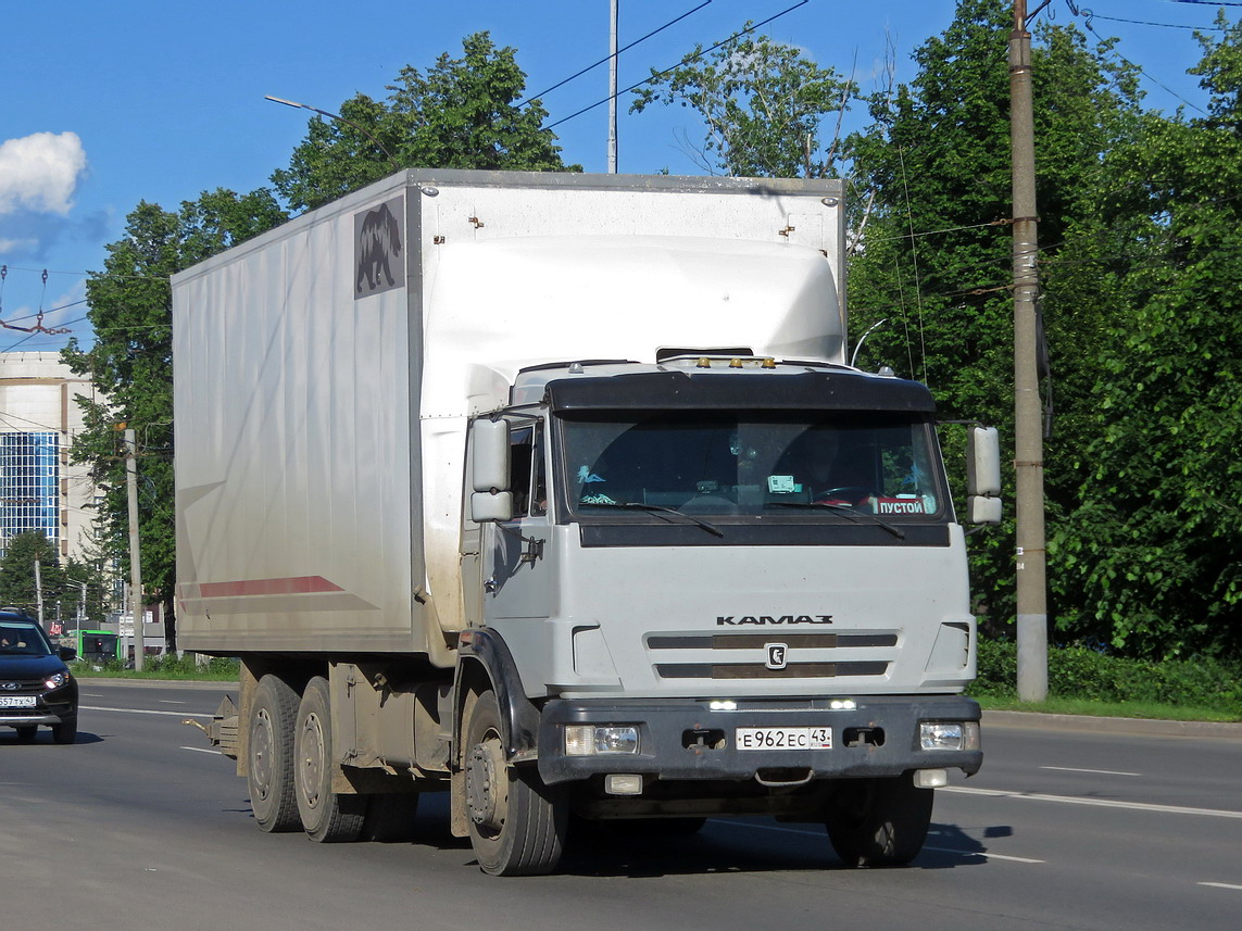 Кировская область, № Е 962 ЕС 43 — КамАЗ-53215-13 [53215N]