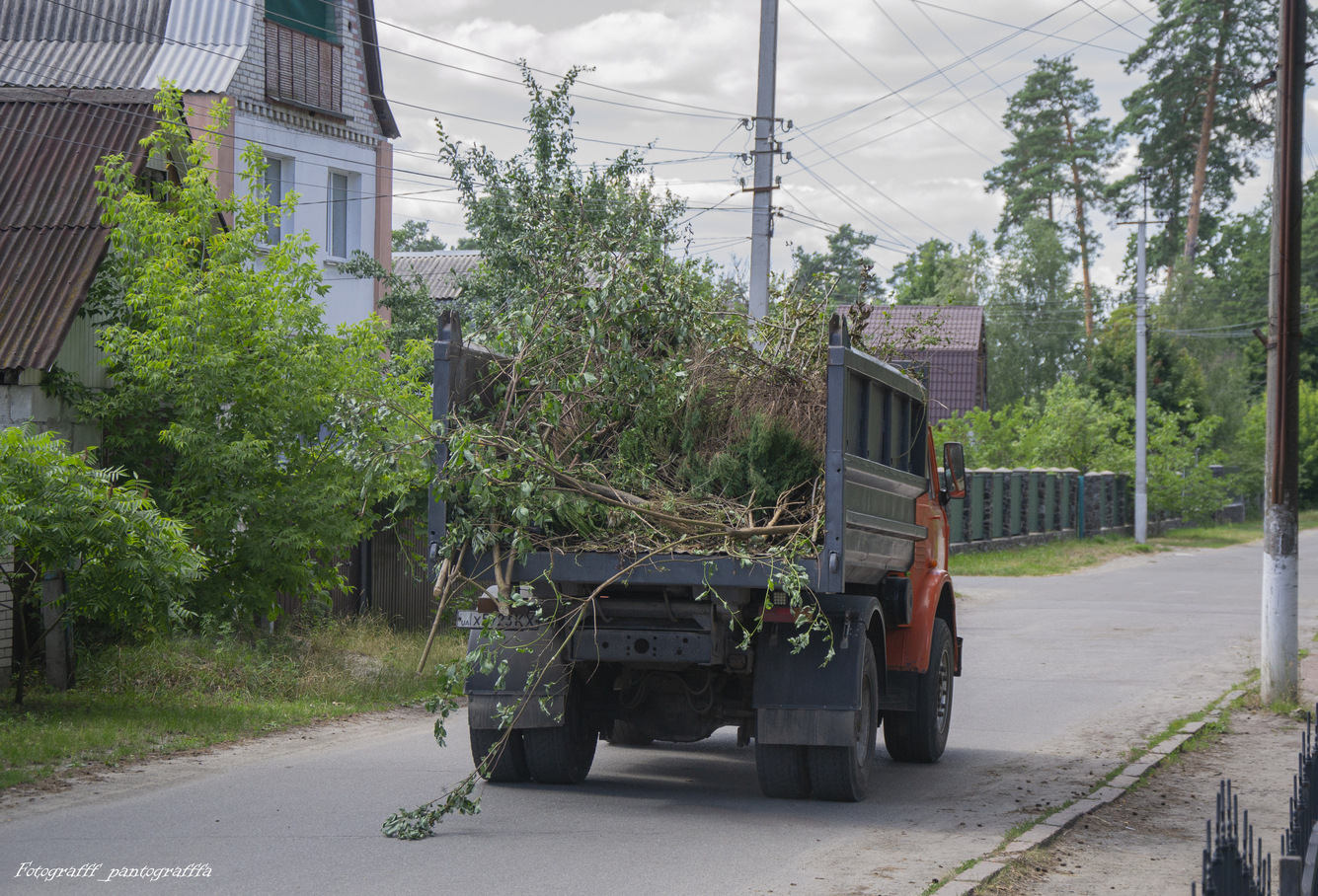 Киевская область, № Х 5723 КХ — МАЗ-5549