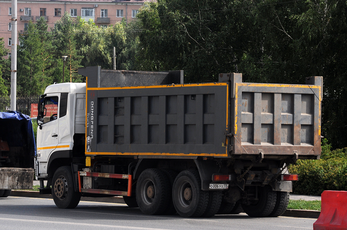 Омская область, № О 006 УХ 55 — Dongfeng KC DFH3330