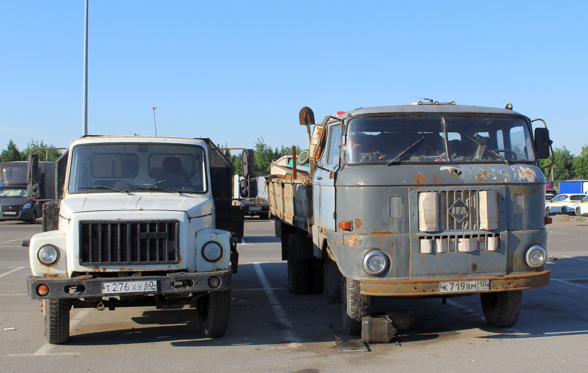 Псковская область, № Т 276 ХУ 60 — ГАЗ-3309; Карелия, № К 719 ВМ 10 — IFA W50L (общая модель)
