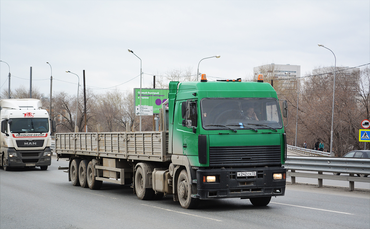 Тюменская область, № К 242 СХ 72 — МАЗ-5440A8