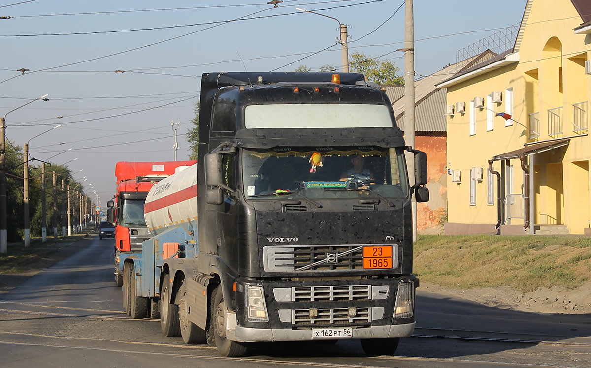 Оренбургская область, № Х 162 РТ 56 — Volvo ('2002) FH12.460