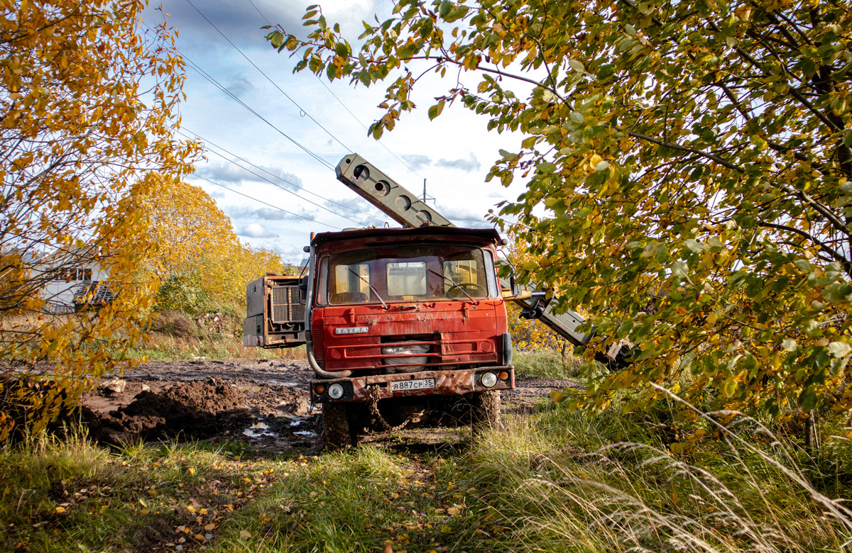 Вологодская область, № В 887 СР 35 — Tatra 815 P17