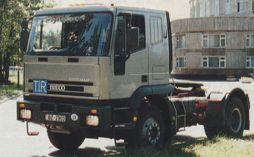 Латвия, № BZ-2903 — IVECO EuroTrakker; Исторические фотографии (до 2000 года) (Санкт-Петербург)