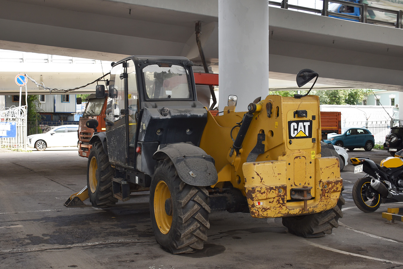 Москва, № (77) Б/Н СТ 0204 — Caterpillar (общая модель); Транспортные средства без номеров (Москва)